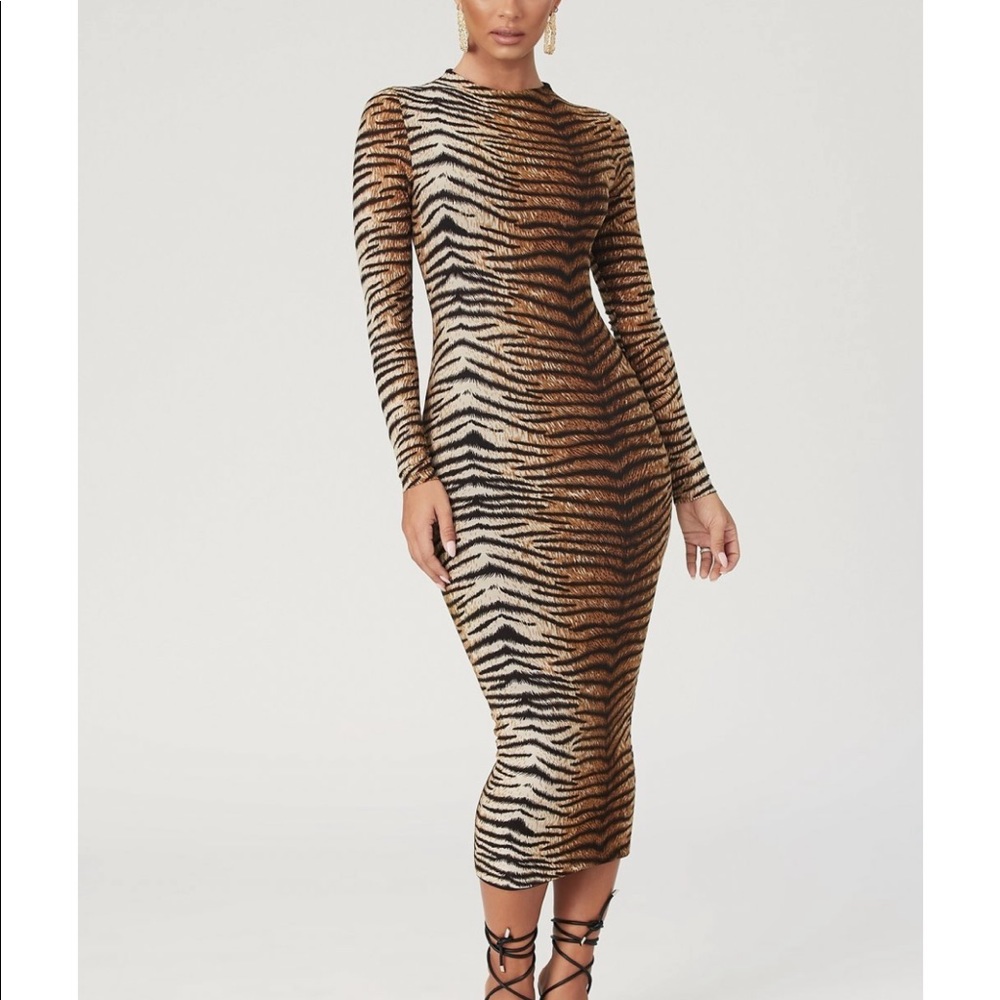 Cadence Long Sleeve Midi Dress - Leopard